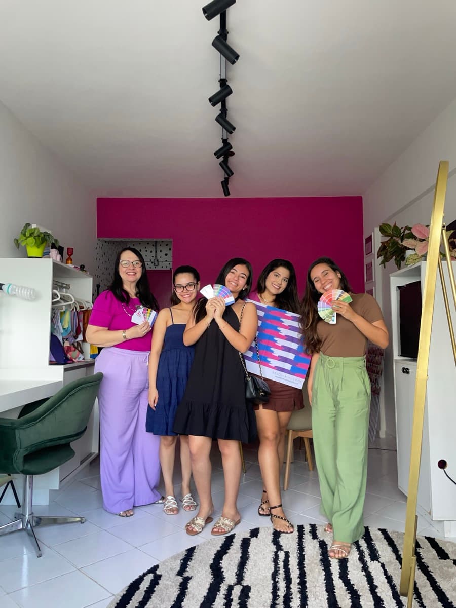 Cliente descobrindo sua cartela de cores